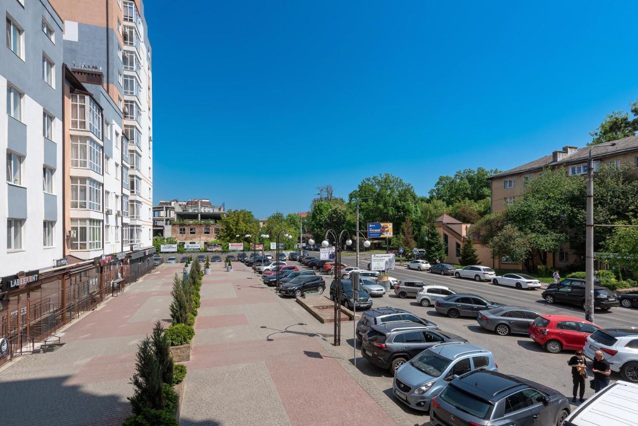 Luxury Apartment Slava Ukraini Івано-Франківськ Екстер'єр фото